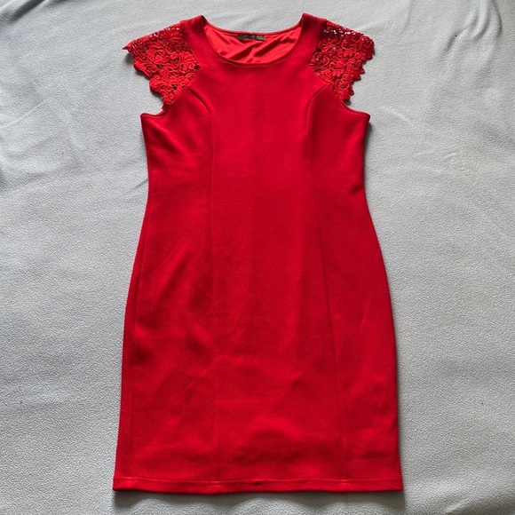 2 Dress Bundle - Picture 1 of 9